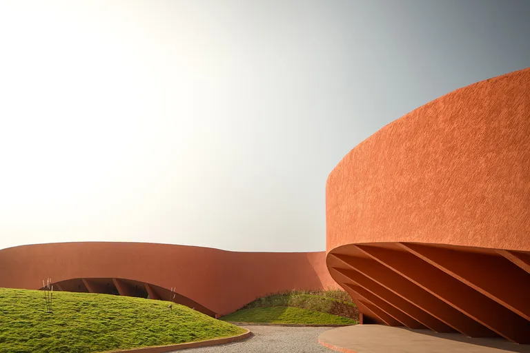 Hampi Art Labs: A Fusion of Heritage, Contemporary Art, and Architectural Poetry 7 Hampi Art Labs 8