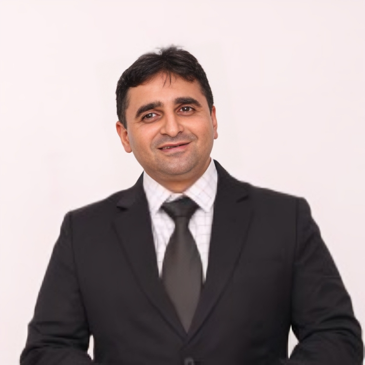 Mr. Kaushal Mehta, Managing Director, Walplast